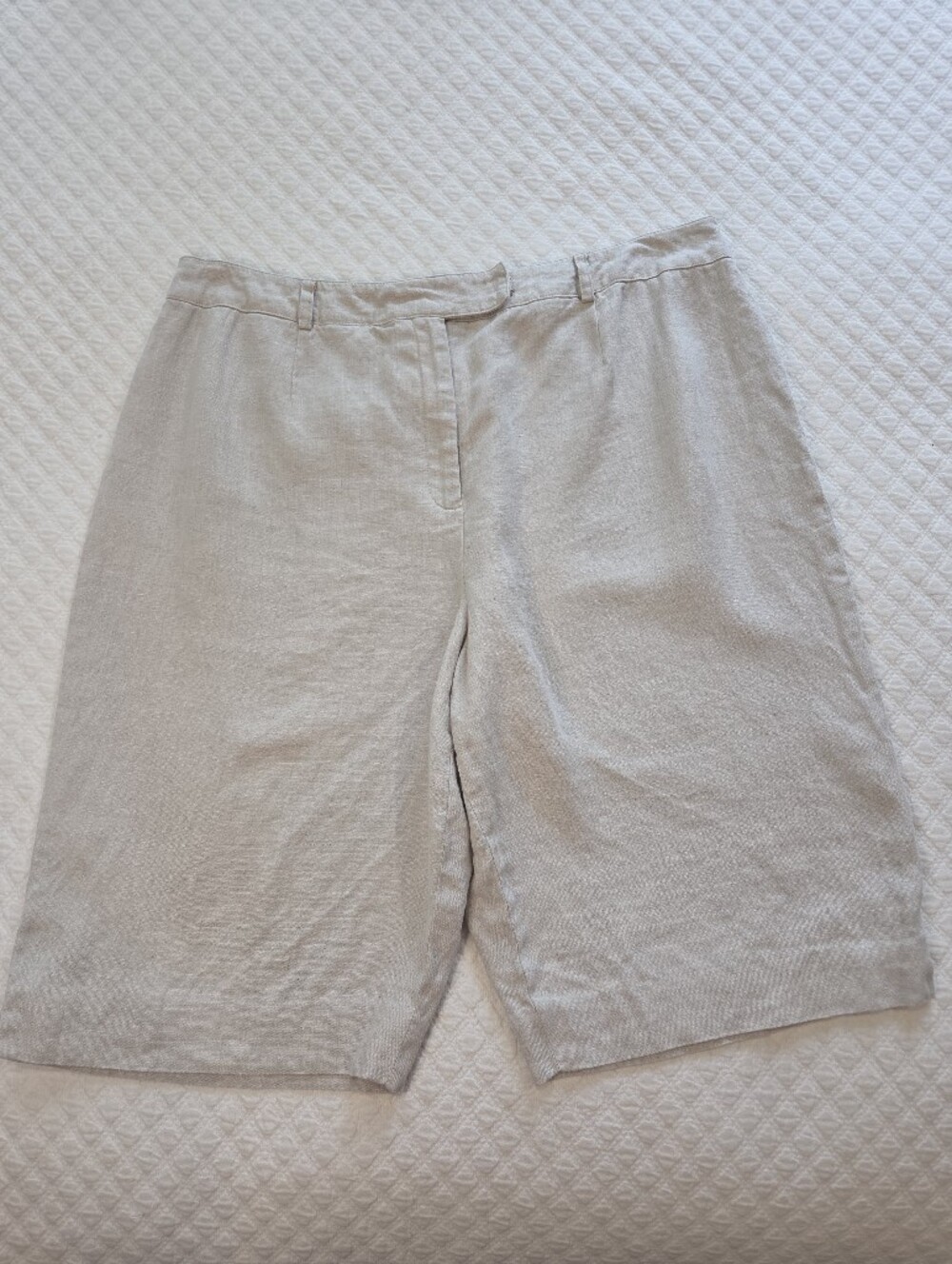 Valerie Stevens Pure Linen Shorts Women's 16 Light Tan 11" Inseam Coastal Preppy